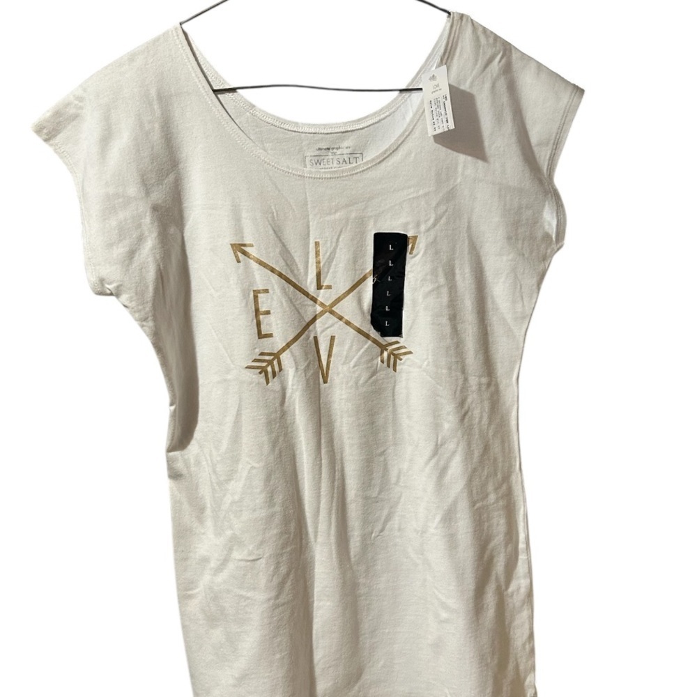 Sweet Salt White Graphic Tee size large
